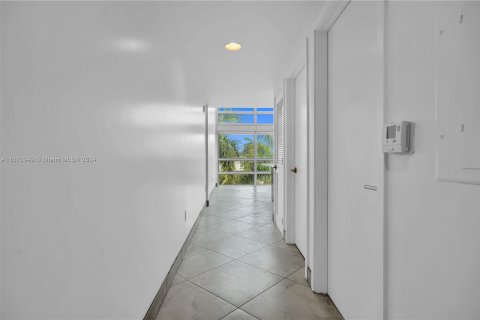 Condominio en venta en Miami Beach, Florida, 2 dormitorios, 88.44 m2 № 1236467 - foto 21