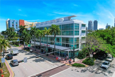 Condominio en venta en Miami Beach, Florida, 2 dormitorios, 88.44 m2 № 1236467 - foto 29