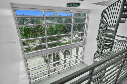 Condominio en venta en Miami Beach, Florida, 2 dormitorios, 88.44 m2 № 1236467 - foto 17