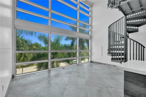 Condominio en venta en Miami Beach, Florida, 2 dormitorios, 88.44 m2 № 1236467 - foto 6