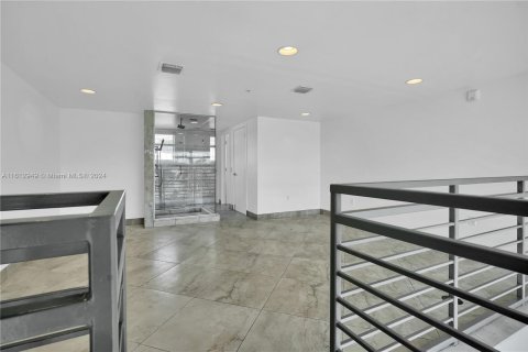 Condominio en venta en Miami Beach, Florida, 2 dormitorios, 88.44 m2 № 1236467 - foto 13