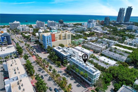 Condominio en venta en Miami Beach, Florida, 2 dormitorios, 88.44 m2 № 1236467 - foto 27