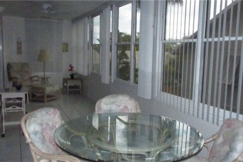 Copropriété à louer à Sarasota, Floride: 2 chambres, 116.13 m2 № 213070 - photo 15