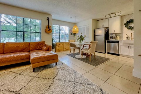 Copropriété à vendre à Altamonte Springs, Floride: 2 chambres, 82.96 m2 № 1382492 - photo 9