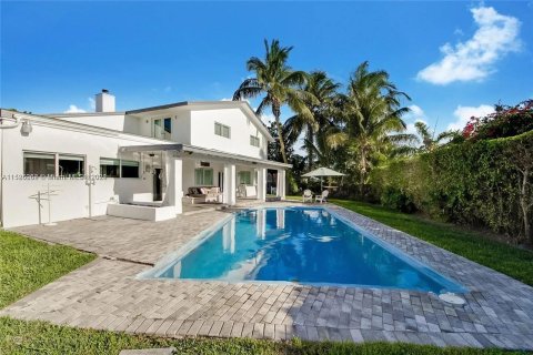 Villa ou maison à vendre à North Miami Beach, Floride: 4 chambres, 377 m2 № 986271 - photo 4