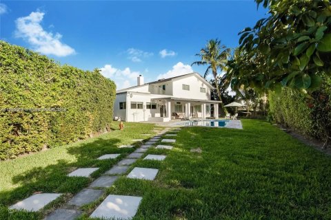 Villa ou maison à vendre à North Miami Beach, Floride: 4 chambres, 377 m2 № 986271 - photo 5