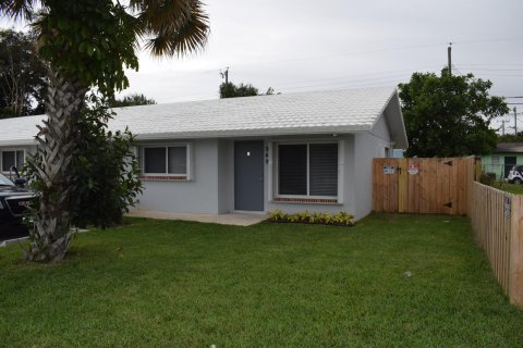 Купить коммерческую недвижимость в Форт-Пирс, Флорида 285.21м2, № 956628 - фото 19