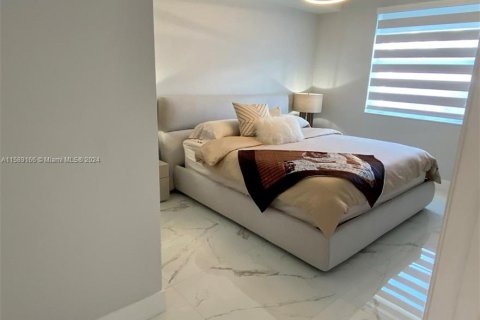 Condominio en venta en Sunny Isles Beach, Florida, 2 dormitorios, 95.13 m2 № 1180957 - foto 15