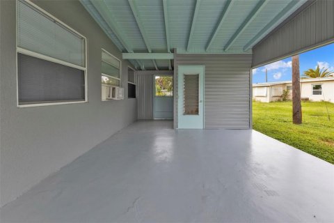 Villa ou maison à vendre à Port Charlotte, Floride: 3 chambres, 120.96 m2 № 1367748 - photo 29