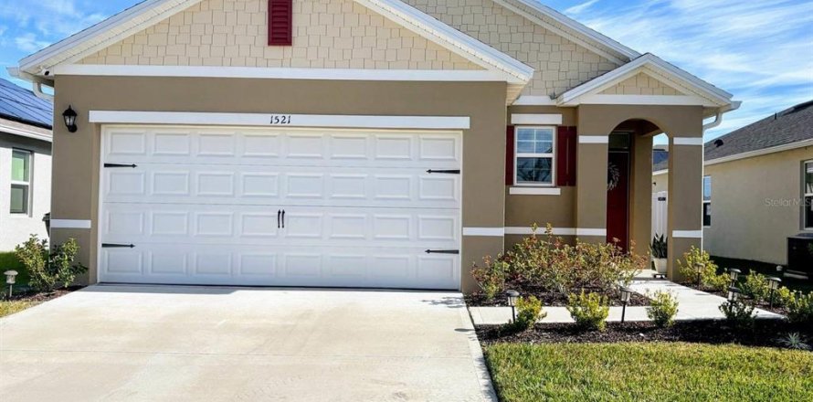 Casa en Kissimmee, Florida 3 dormitorios, 152.45 m2 № 1262640