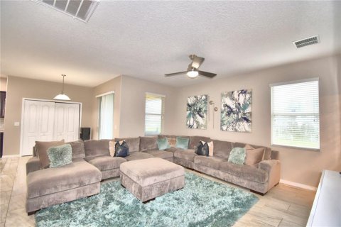 Casa en venta en Davenport, Florida, 5 dormitorios, 264.49 m2 № 1246239 - foto 21