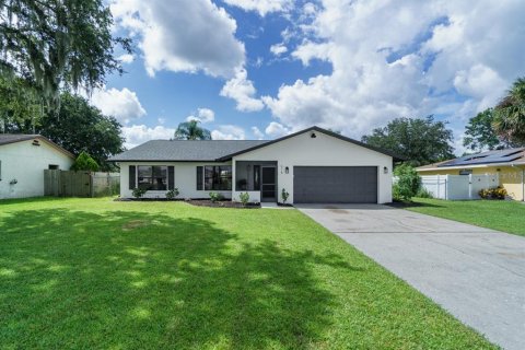 Villa ou maison à vendre à Kissimmee, Floride: 3 chambres, 153.2 m2 № 1314152 - photo 1