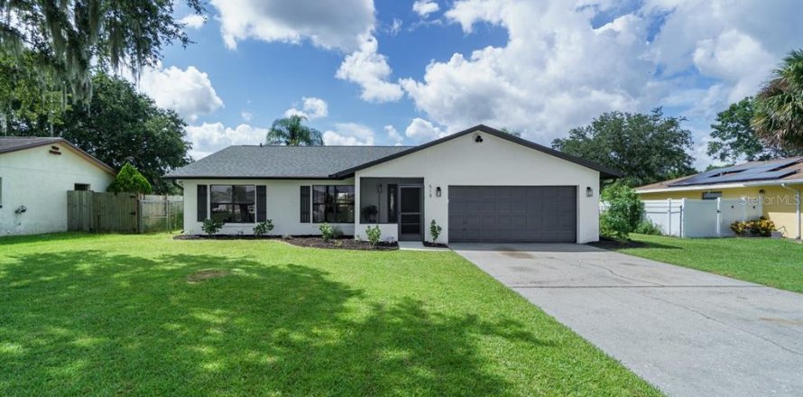 Casa en Kissimmee, Florida 3 dormitorios, 153.2 m2 № 1314152