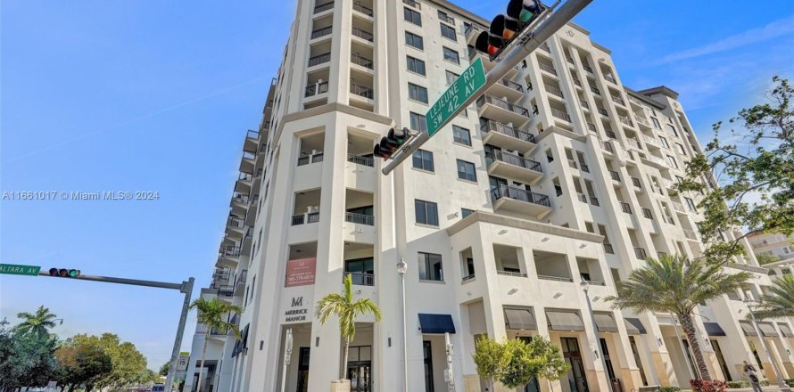 Condo in Coral Gables, Florida, 3 bedrooms  № 1367378