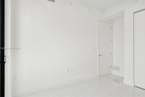 Copropriété à louer à Coral Gables, Floride: 3 chambres, 100.8 m2 № 1367378 - photo 26