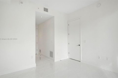 Copropriété à louer à Coral Gables, Floride: 3 chambres, 100.8 m2 № 1367378 - photo 13