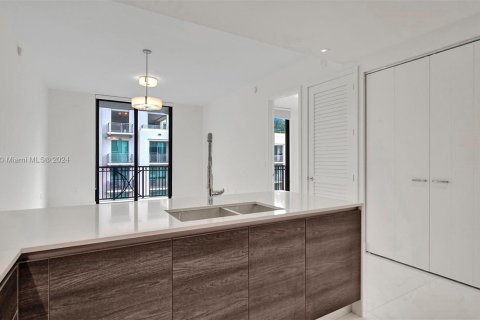 Condo in Coral Gables, Florida, 3 bedrooms  № 1367378 - photo 6