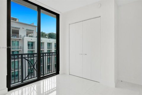 Copropriété à louer à Coral Gables, Floride: 3 chambres, 100.8 m2 № 1367378 - photo 23