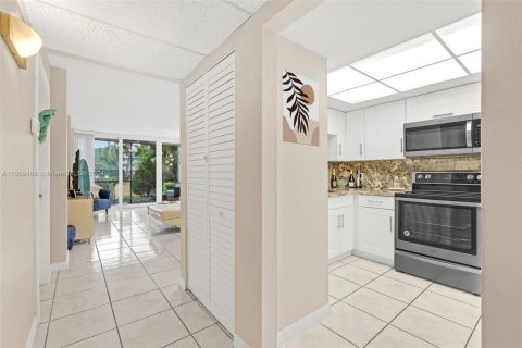 Copropriété à vendre à Oakland Park, Floride: 1 chambre № 1367429 - photo 5