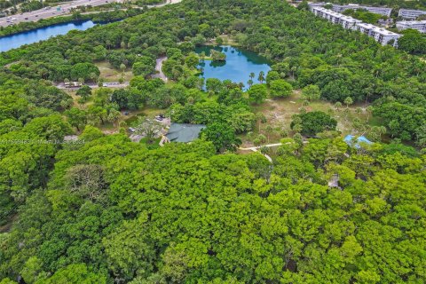 Condo in Oakland Park, Florida, 1 bedroom  № 1367429 - photo 23