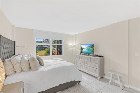 Copropriété à vendre à Oakland Park, Floride: 1 chambre № 1367429 - photo 13