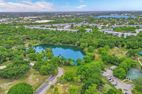 Condo in Oakland Park, Florida, 1 bedroom  № 1367429 - photo 24