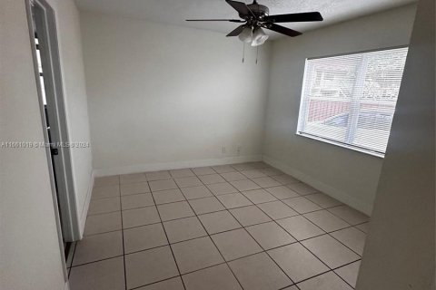 Copropriété à louer à Coral Springs, Floride: 2 chambres, 71.26 m2 № 1367379 - photo 4