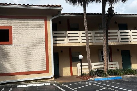 Copropriété à louer à Coral Springs, Floride: 2 chambres, 71.26 m2 № 1367379 - photo 13