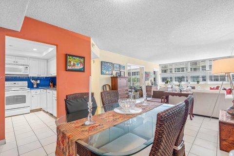 Copropriété à vendre à Fort Lauderdale, Floride: 2 chambres, 124.86 m2 № 1367428 - photo 6