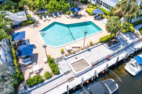 Copropriété à vendre à Fort Lauderdale, Floride: 2 chambres, 124.86 m2 № 1367428 - photo 29