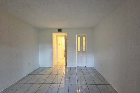 Condominio en alquiler en Palm Harbor, Florida, 1 dormitorio, 60.39 m2 № 1370189 - foto 9