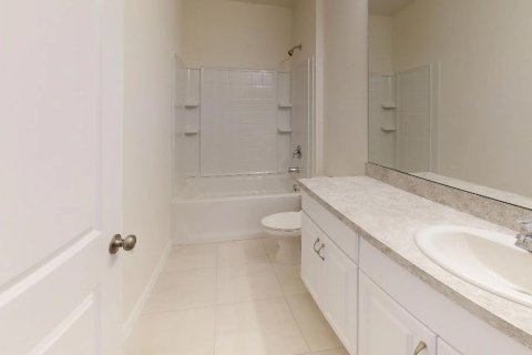 Townhouse in SOUTHERN PINES in Saint Cloud, Florida 4 bedrooms, 150 sq.m. № 102712 - photo 5