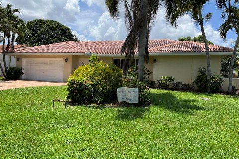 Купить коммерческую недвижимость в Корал-Спрингс, Флорида № 1132894 - фото 14