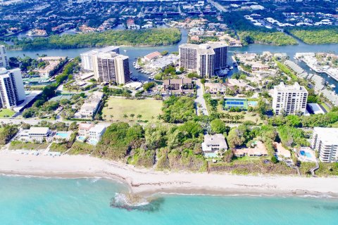 Condominio en venta en Highland Beach, Florida, 2 dormitorios, 139.35 m2 № 1011651 - foto 21