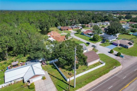 House in Lakeland, Florida 3 bedrooms, 111.02 sq.m. № 1411110 - photo 30