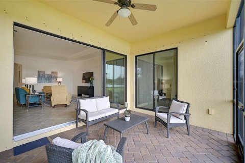 House in Lakewood Ranch, Florida 3 bedrooms, 227.42 sq.m. № 1385275 - photo 28