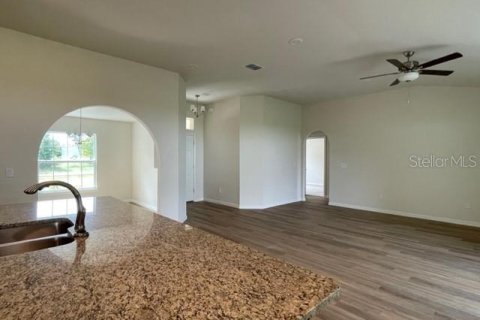 Villa ou maison à vendre à Ocala, Floride: 4 chambres, 192.03 m2 № 1422312 - photo 7