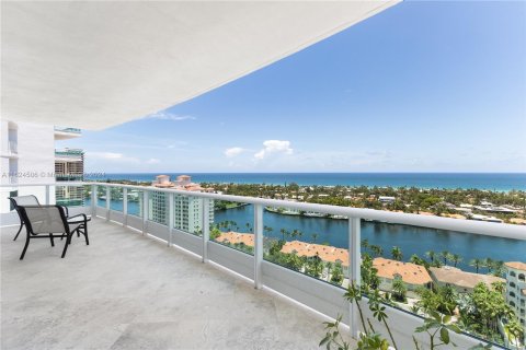 Copropriété à vendre à Aventura, Floride: 4 chambres, 306.58 m2 № 1281412 - photo 16