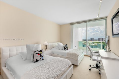 Condominio en venta en Aventura, Florida, 4 dormitorios, 306.58 m2 № 1281412 - foto 22