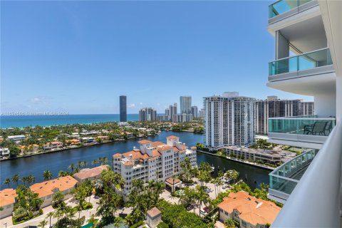 Condominio en venta en Aventura, Florida, 4 dormitorios, 306.58 m2 № 1281412 - foto 14