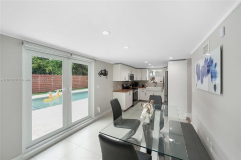 Casa en venta en Miami, Florida, 3 dormitorios, 149.39 m2 № 1368852 - foto 15