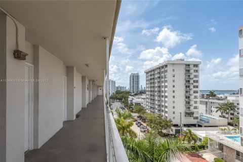 Condominio en venta en Miami Beach, Florida, 1 dormitorio, 67.82 m2 № 57932 - foto 18