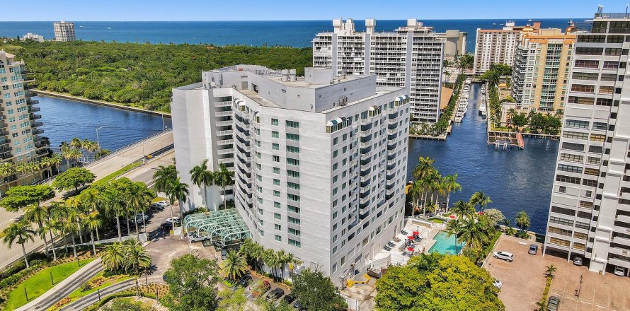 Condominio en Fort Lauderdale, Florida, 1 dormitorio  № 938617