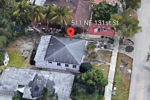 Casa en venta en North Miami, Florida, 2 dormitorios, 89.19 m2 № 1374 - foto 1