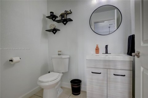 Touwnhouse à vendre à Doral, Floride: 3 chambres, 141.21 m2 № 1310165 - photo 19