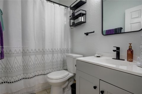 Touwnhouse à vendre à Doral, Floride: 3 chambres, 141.21 m2 № 1310165 - photo 18