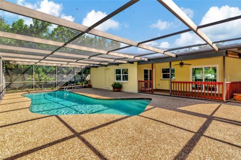 Villa ou maison à vendre à Sarasota, Floride: 2 chambres, 119.29 m2 № 1391070 - photo 2