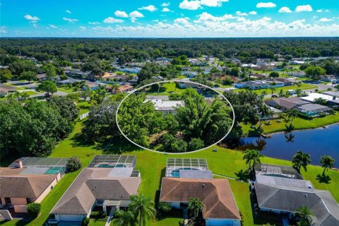 Villa ou maison à vendre à Sarasota, Floride: 2 chambres, 119.29 m2 № 1391070 - photo 10