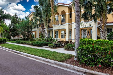 Townhouse in Sarasota, Florida 3 bedrooms, 154.31 sq.m. № 1391072 - photo 5