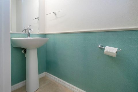 Townhouse in Sarasota, Florida 3 bedrooms, 154.31 sq.m. № 1391072 - photo 23